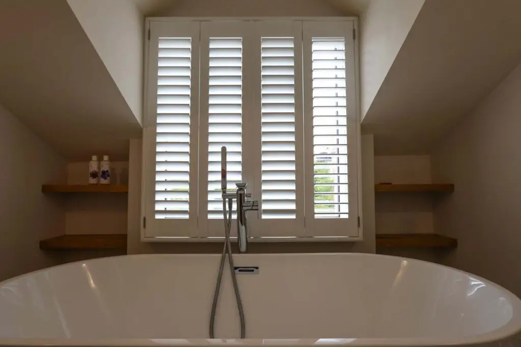 Soak up the view in our sumptuous bath!
